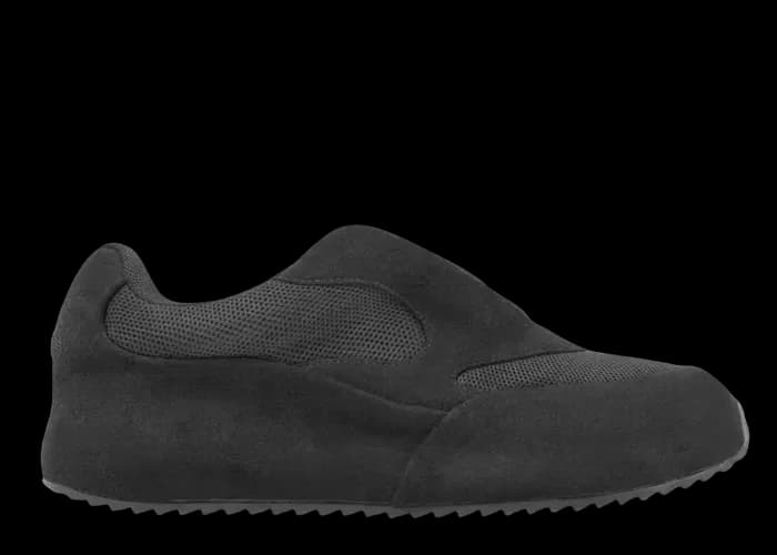 Yeezy BL-01 Black release photo
